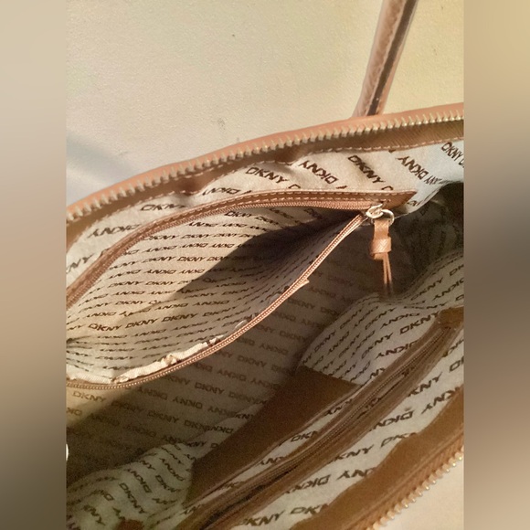 DKNY Large Tan & Brown Dome Monogram Satchel Bag w Strap - Picture 14 of 15